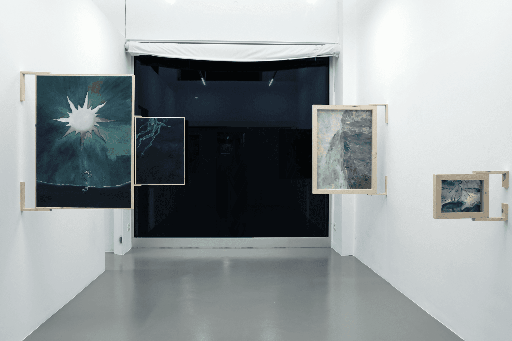 Veduta della mostra Immersione aerosa di Alessandra La Marca