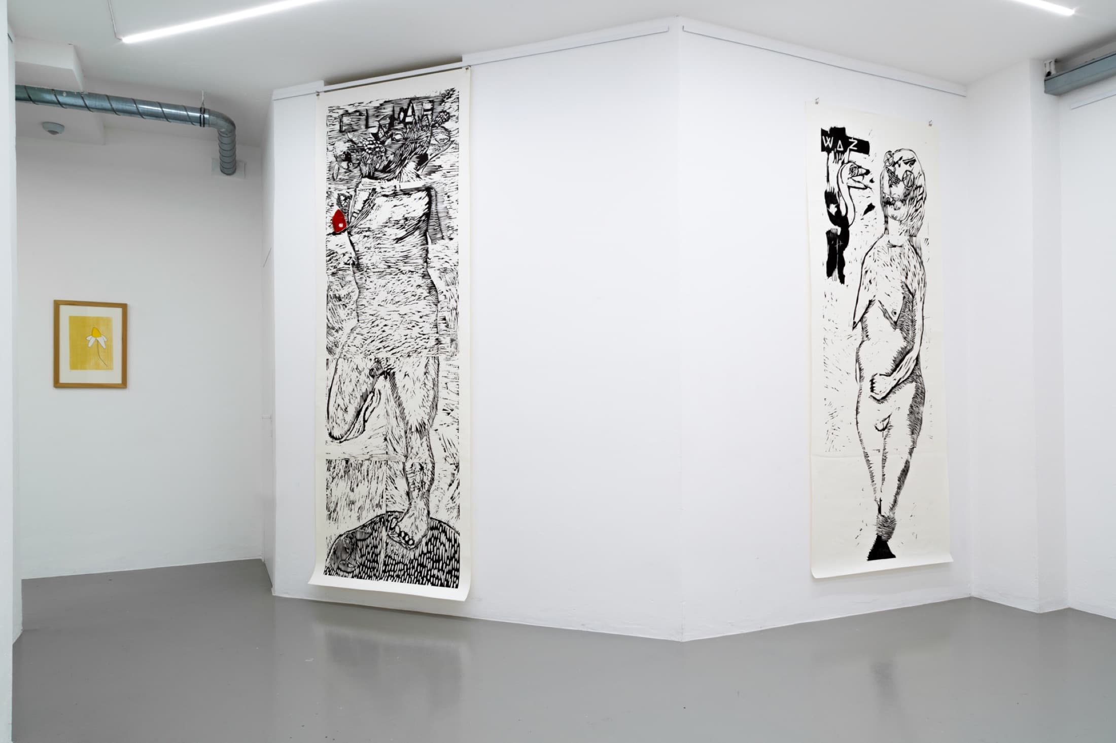 Gli spazi espositivi del piano inferiore di Art Gallery Finestreria
